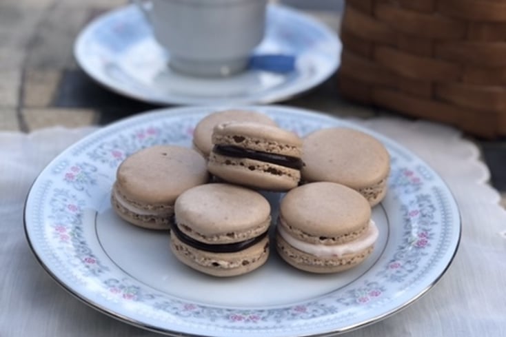 Chocolate Macarons 