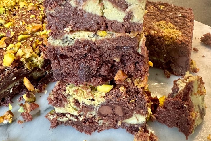 Dubai Chocolate Matcha Brownies