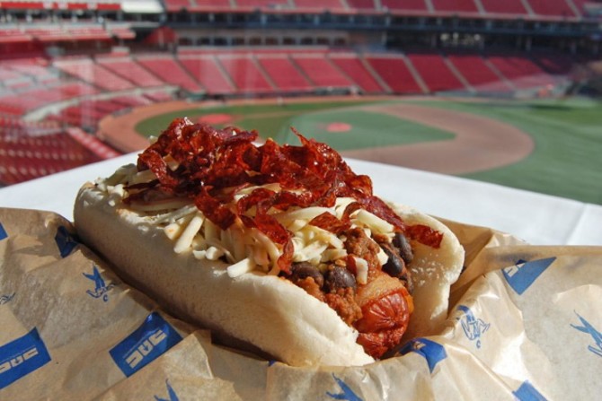 Best Ballpark Food & Snacks to Order at Every MLB Baseball Stadium -  Thrillist