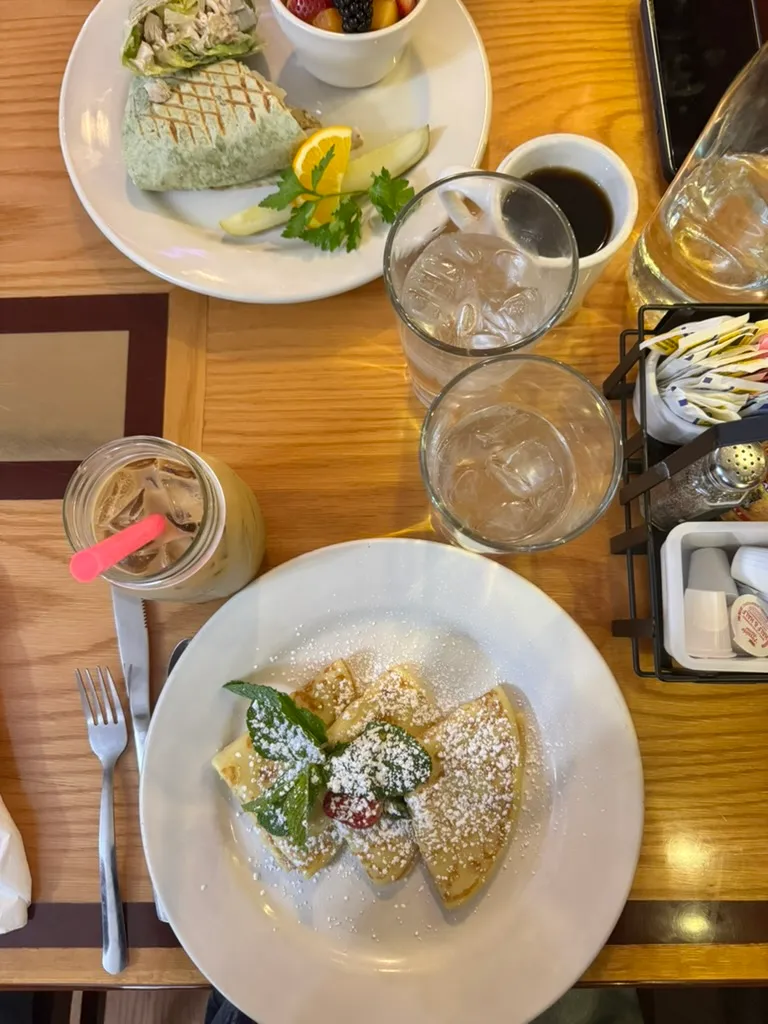 Where to Find The Best Pancakes Near Evanston 4 798DEB99 5134 4310 83A9 791796737B1E 1 105 c