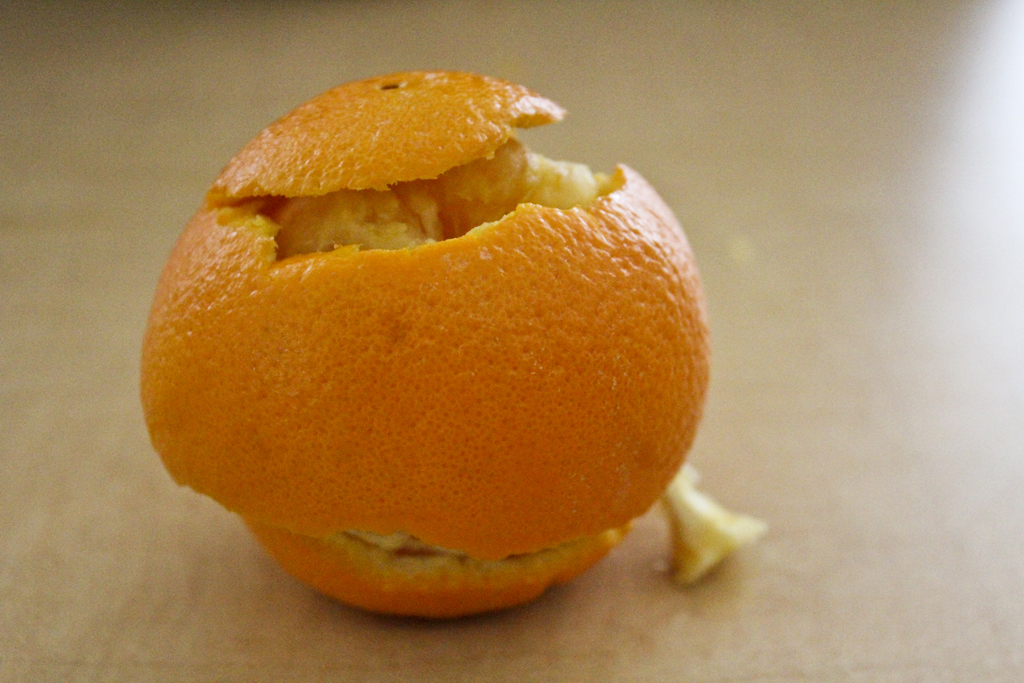 How to Peel an Orange in One Piece