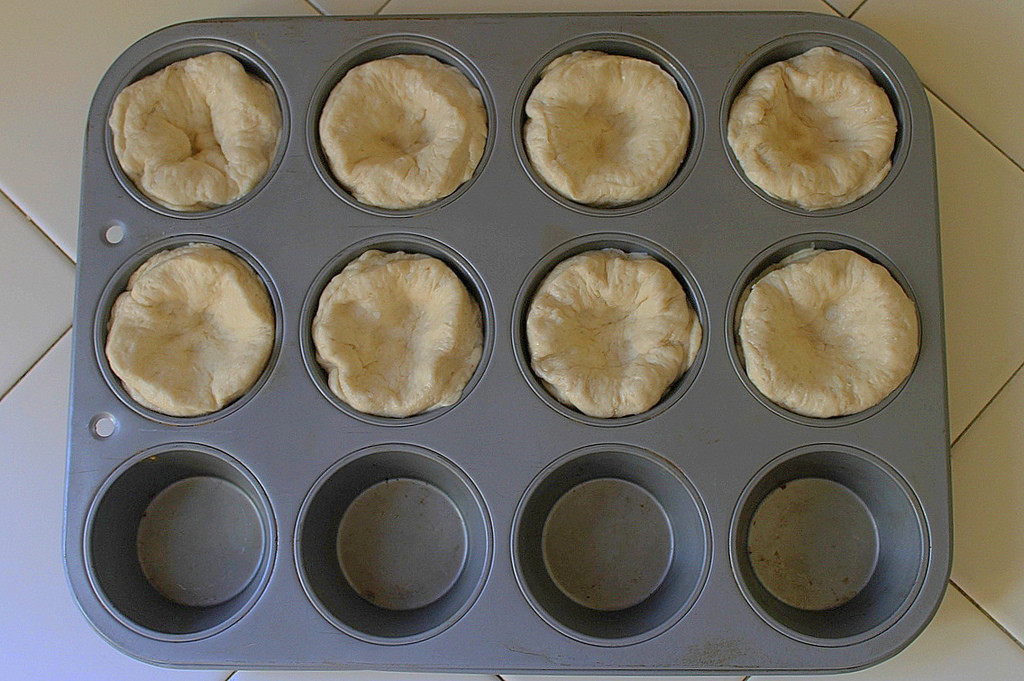 Pizza muffins