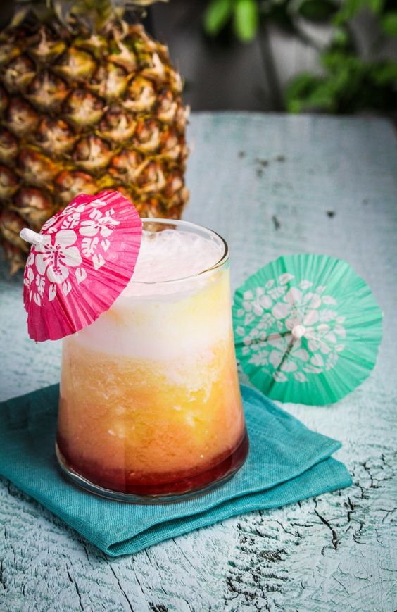 10 Island Drinks to Make Your Summer More Tropical