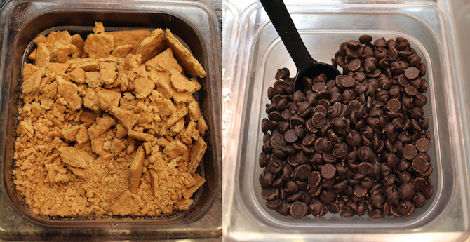 How to Build Your Own Froyo Flavor Only Using Toppings